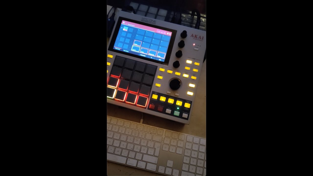 random 303, MPC, Virus